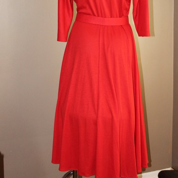 Vintage Raoul Red Dress With Gold Accents - Picture 4 of 9
